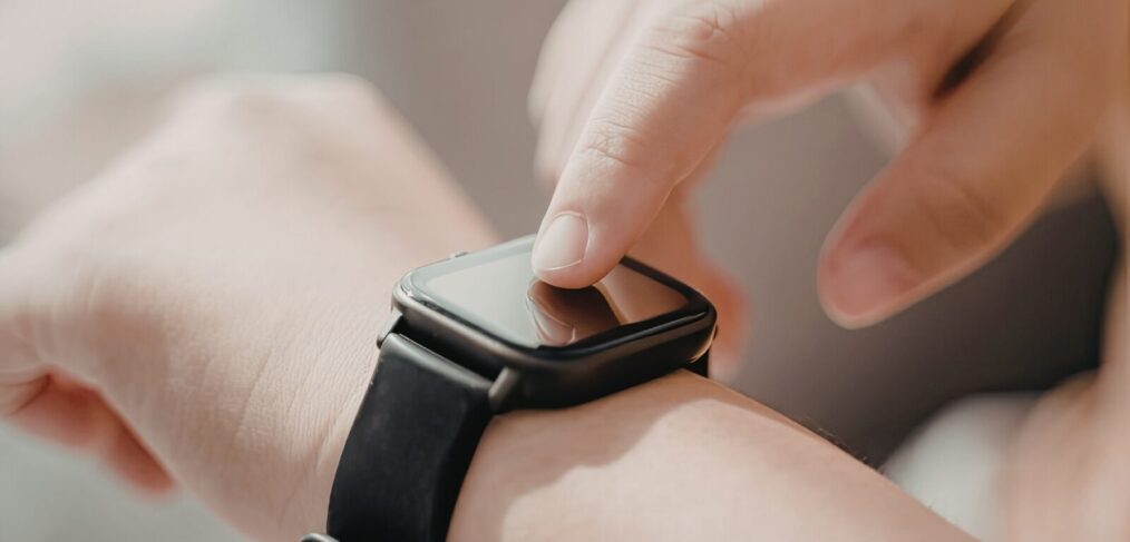 Wearables to track HRV and Sleep